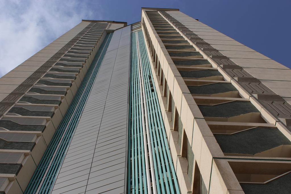 Apartamentos Playamar เบนิดอร์ม ภายนอก รูปภาพ